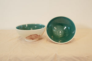 Ceramic Bowls with Ginko Leaves (Set of 2)